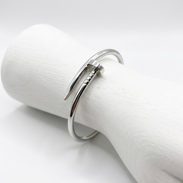 Pulseira Vermelha Elegante